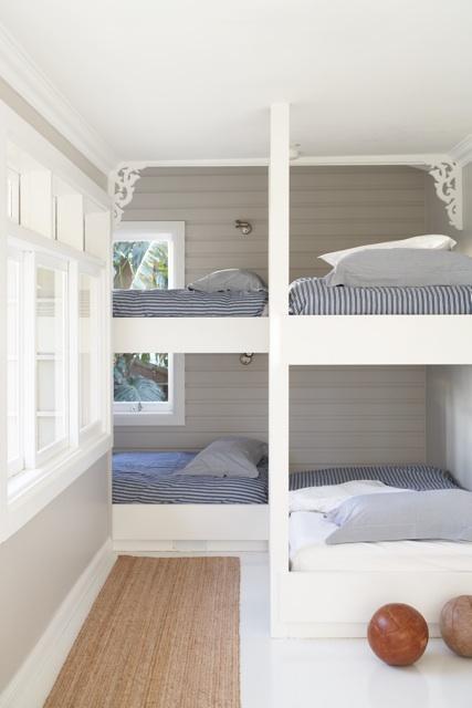 Corner-bunkbeds