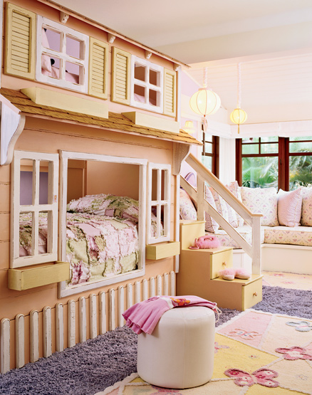 Dollhouse Bed