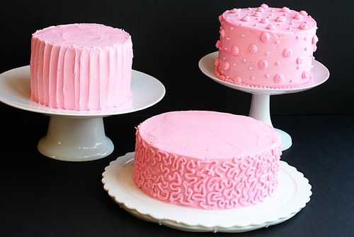 pink cakes, birthday cakes, valentine's cakes, frosting tutorial, decorating tutorial