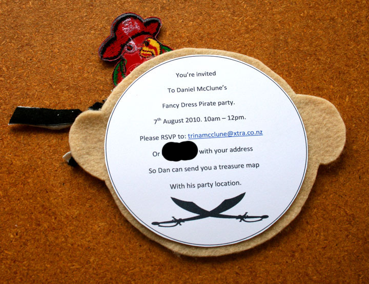 pirate invitations, crossed swords, pirate 