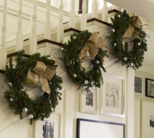 Holiday decor for a staircase