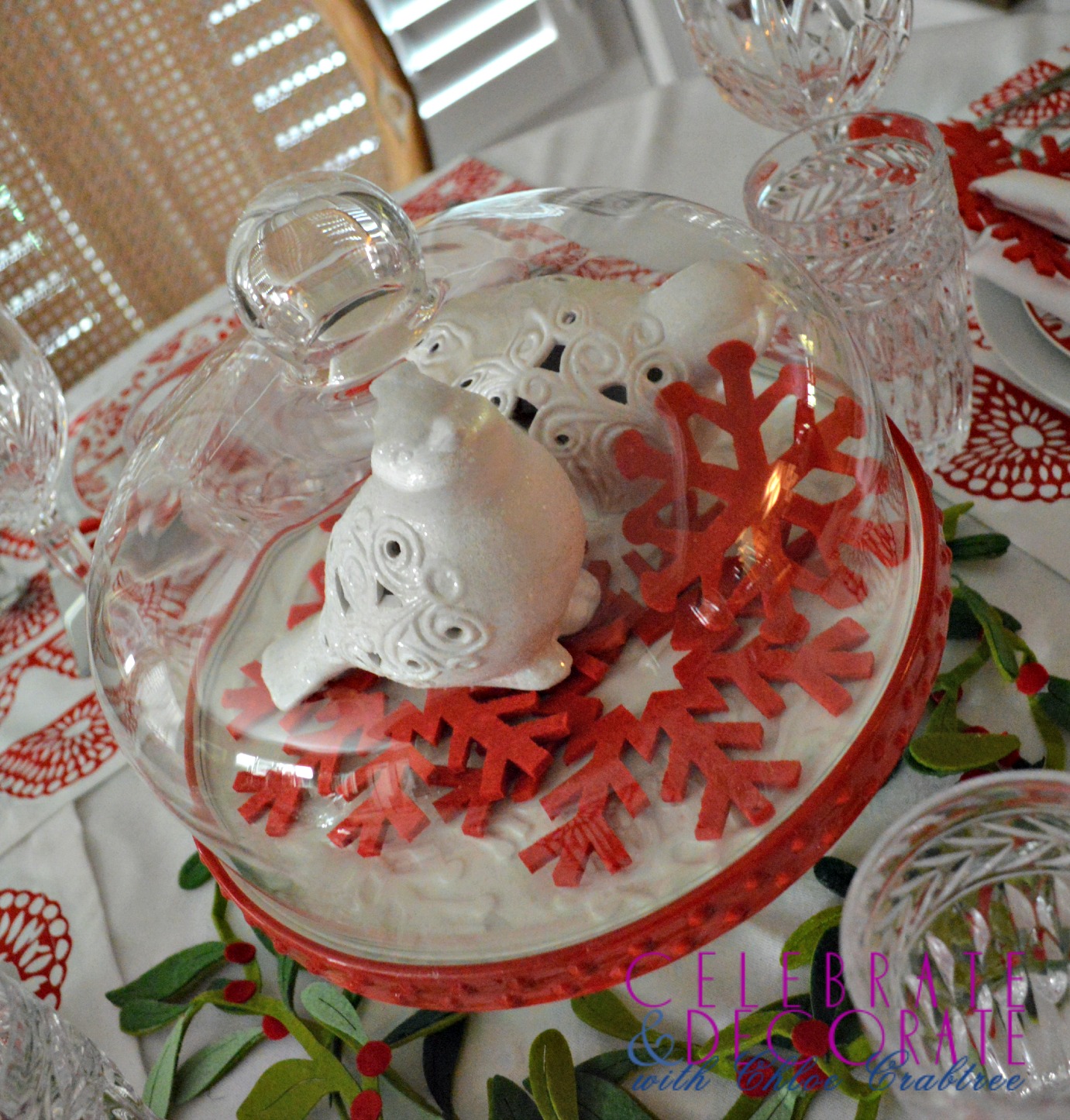 Red and White Tablescape3