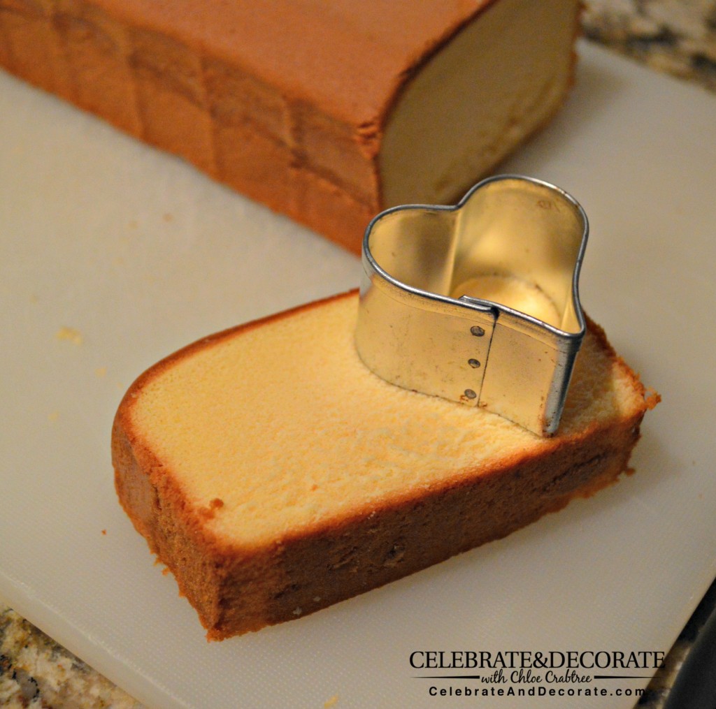 Cutting-shapes-out-of-pound-cake