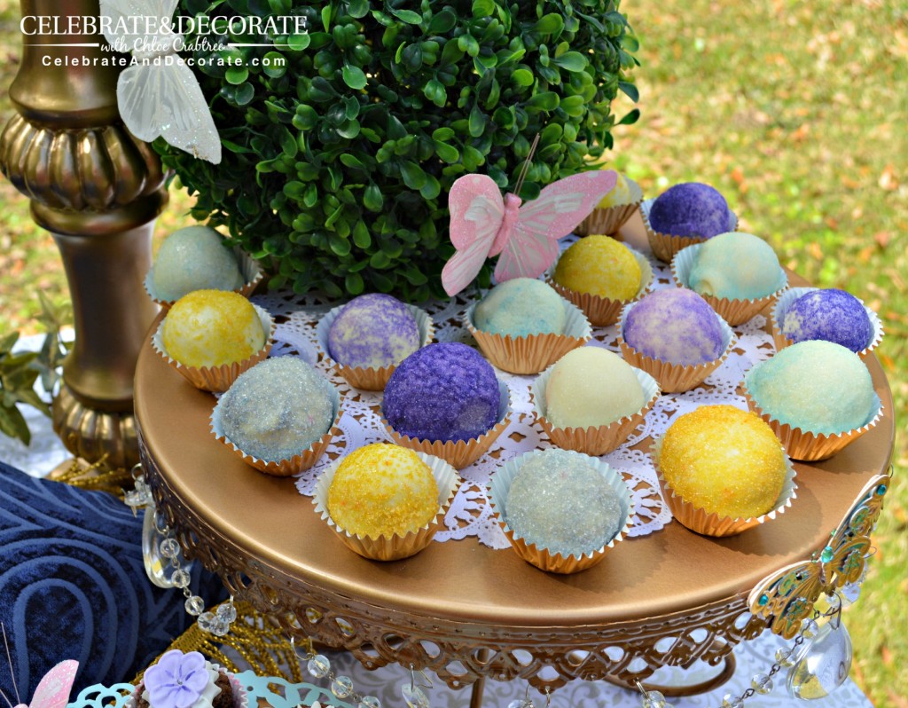 Glittery-cake-balls-for-a-princess-party