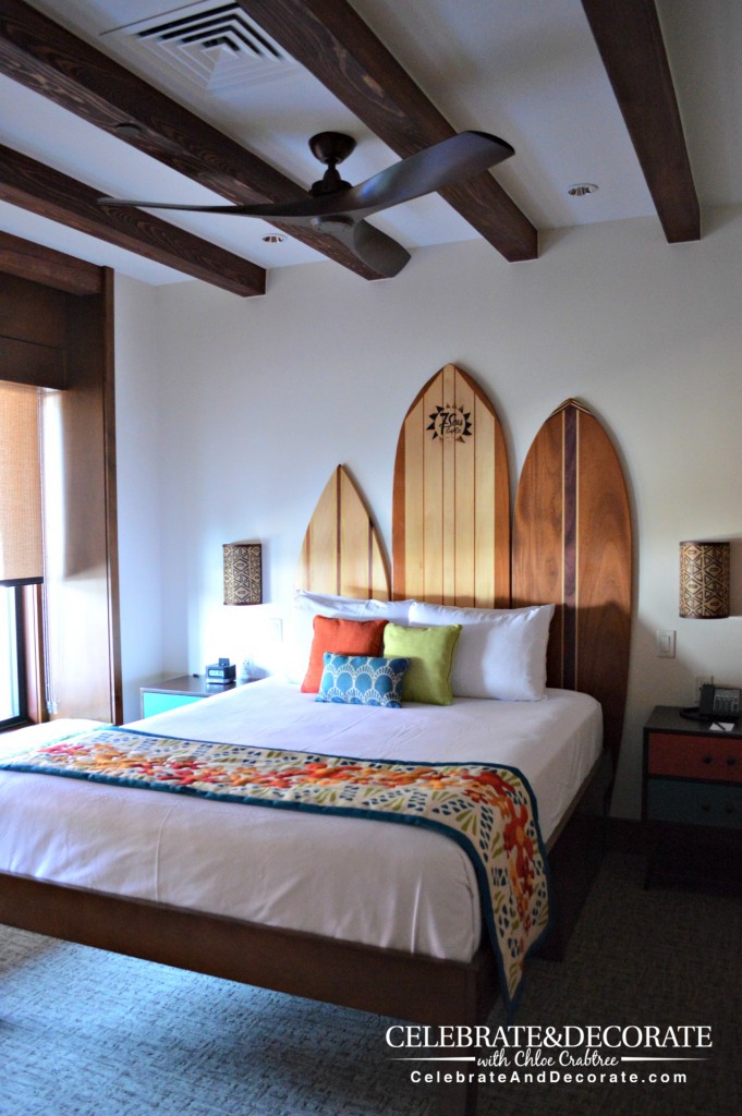 Guest-room-at-Disney's-Polynesian-Village-Resort-Overwater-Bungalows