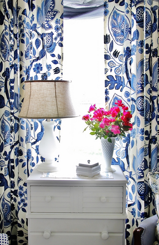 Blue_and_White_Curtains