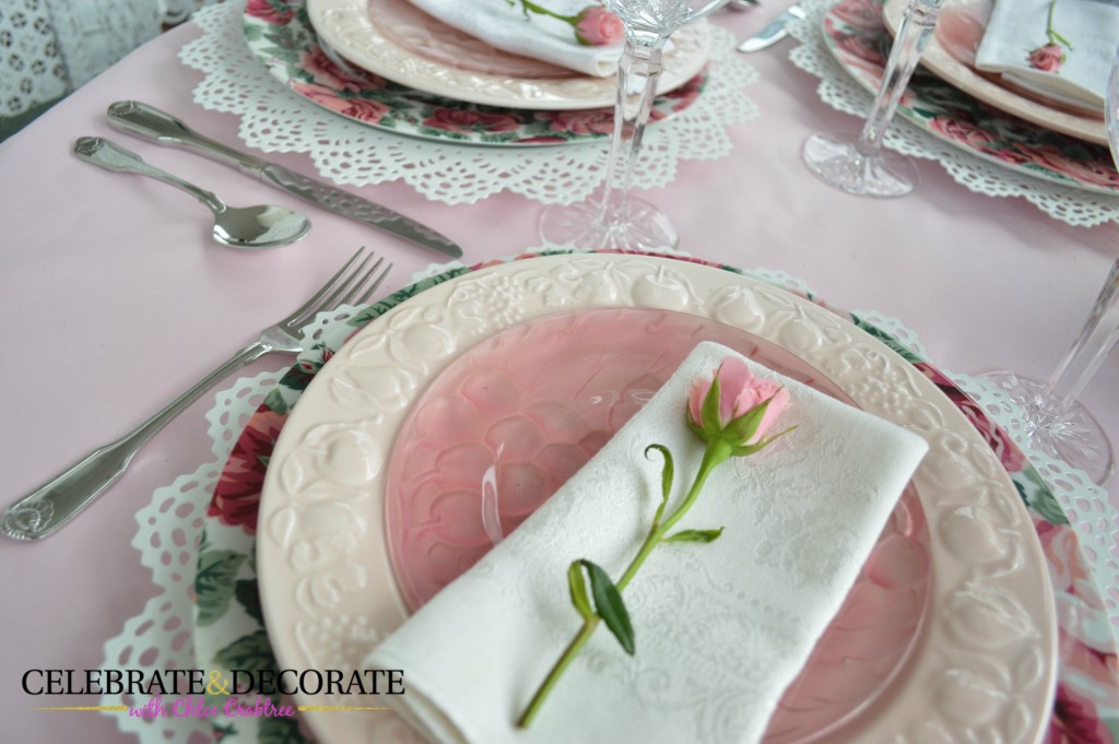 A pretty pink tablescape for Mother's Day