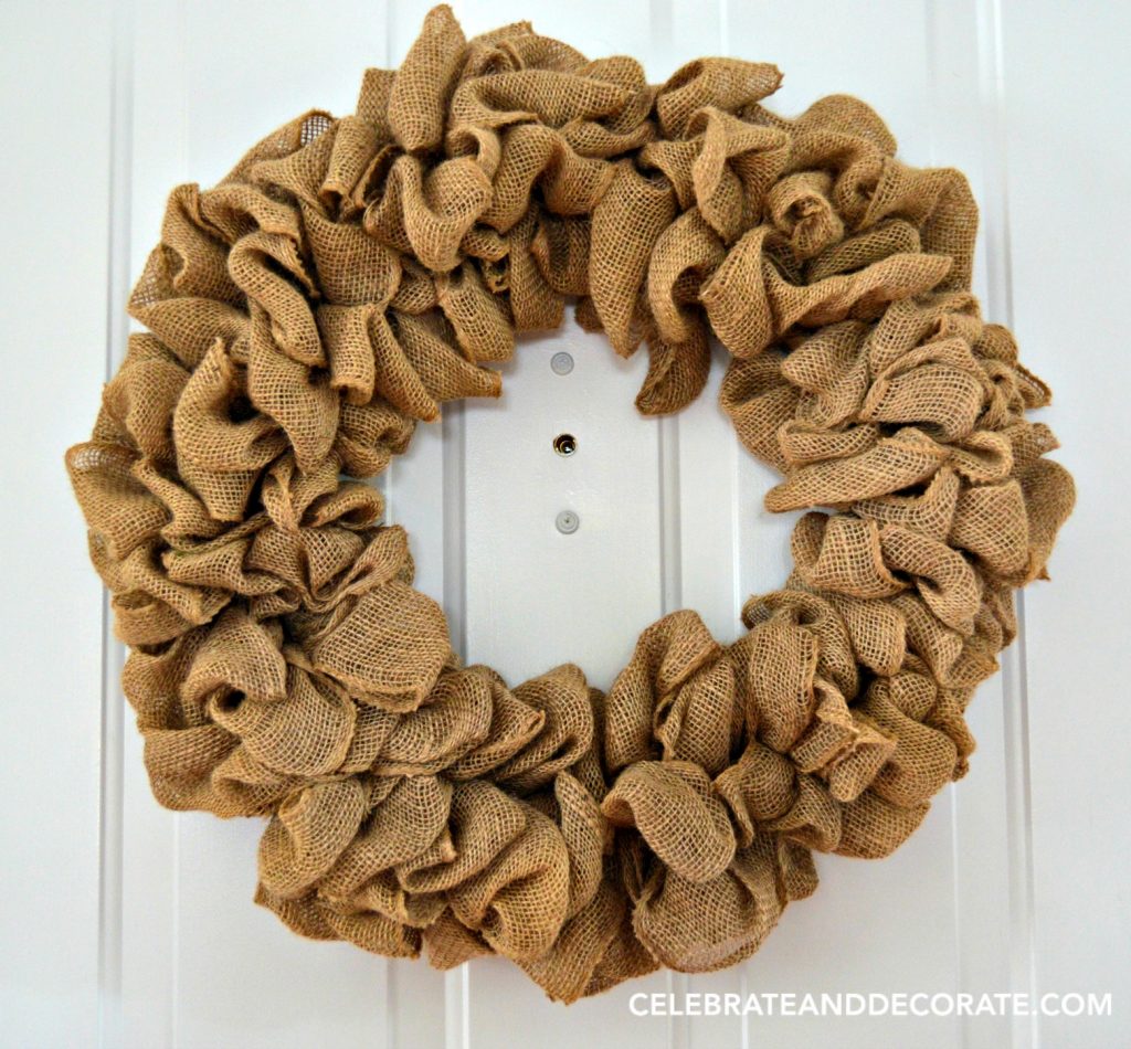 How to make a burlap wreath