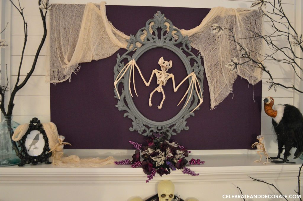 halloween-mantel-decoration