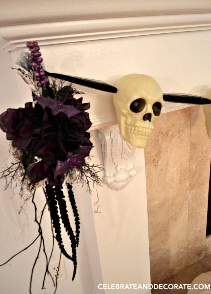 halloween-decorations-for-your-mantel