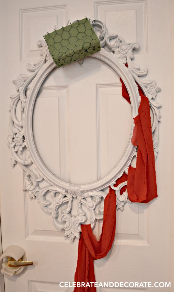make-a-halloween-wreath-on-a-picture-frame