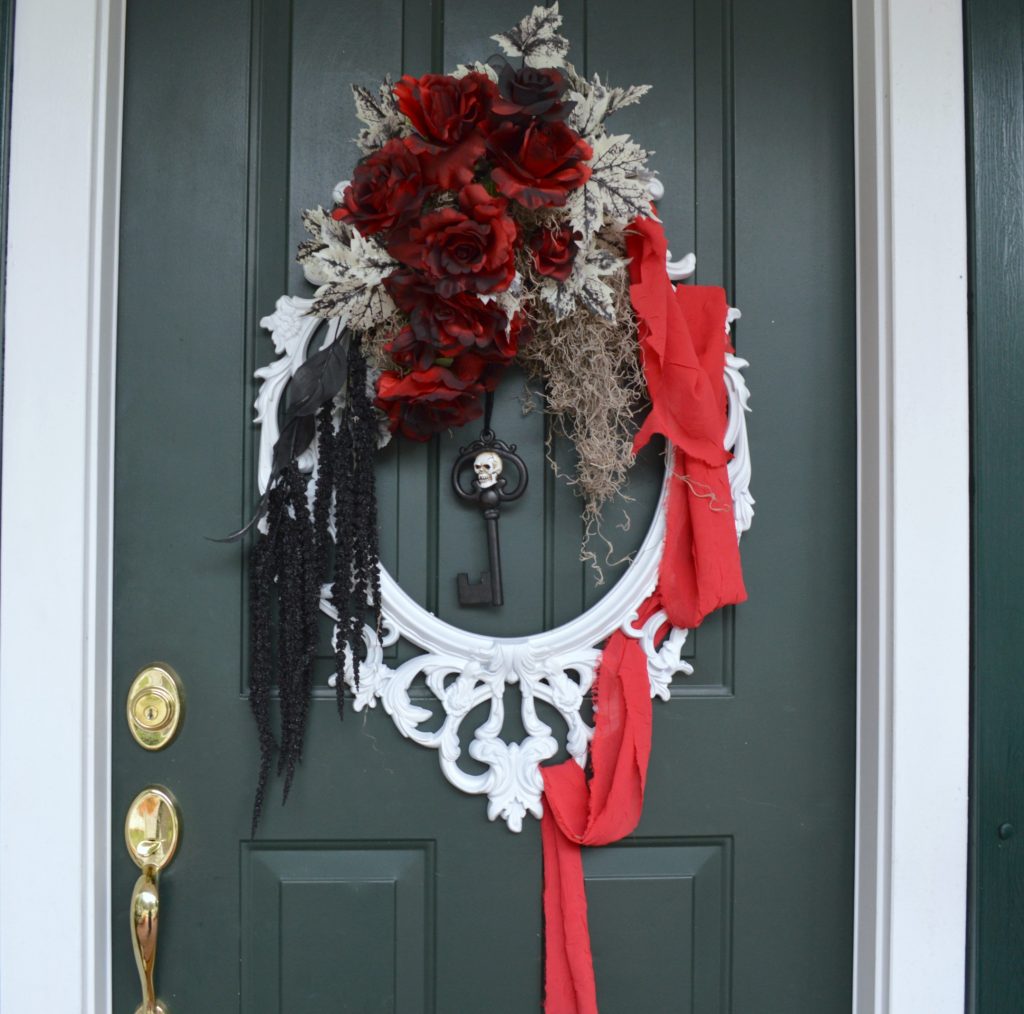 elegant-halloween-wreath