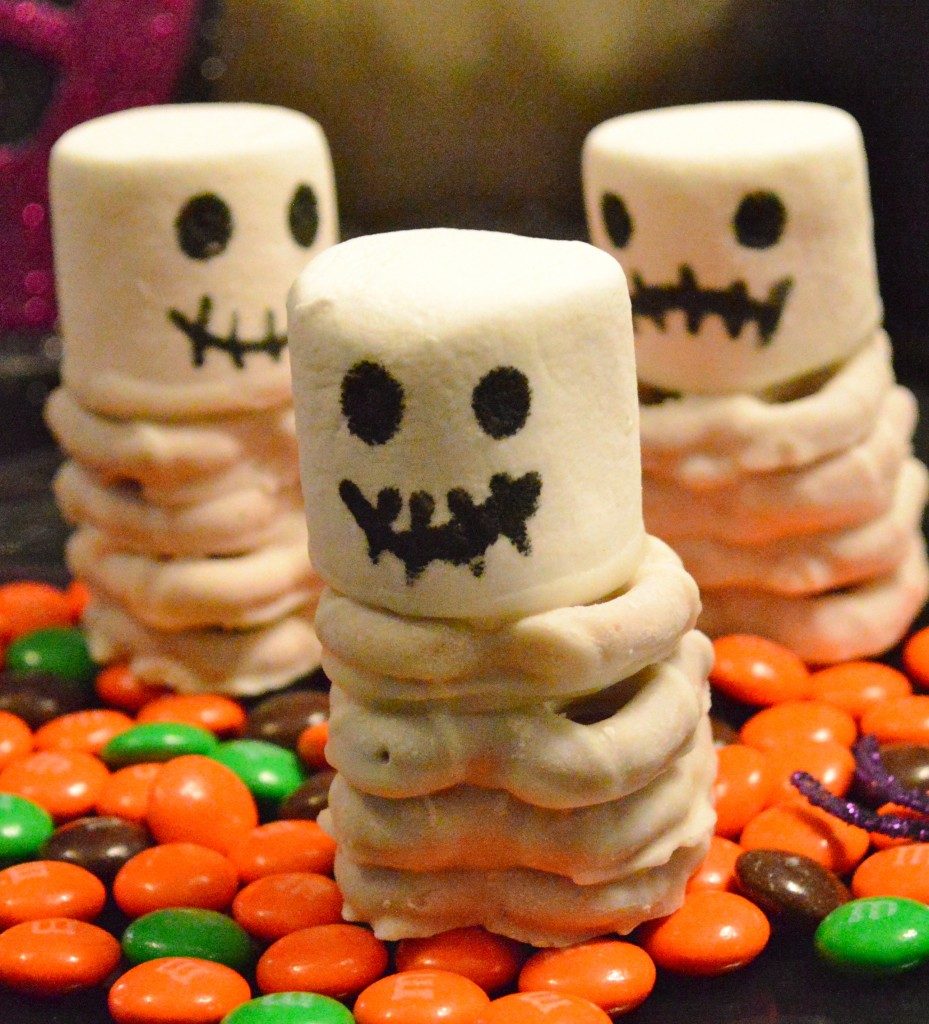 skeleton-halloween-treats