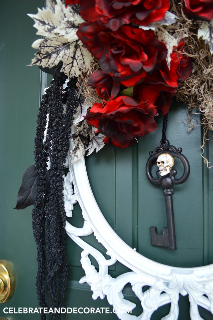unique-diy-halloween-wreath