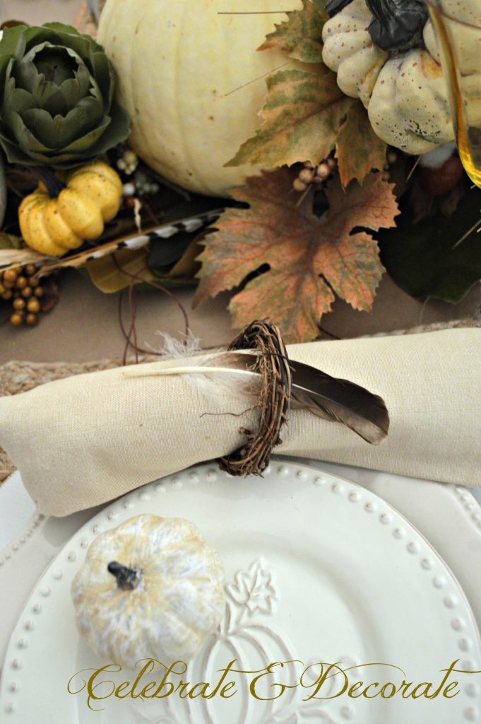A Harvest themed Thanksgiving Tablescape