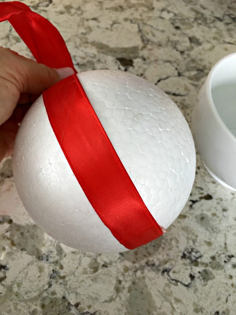How to make a Christmas Kissing Ball
