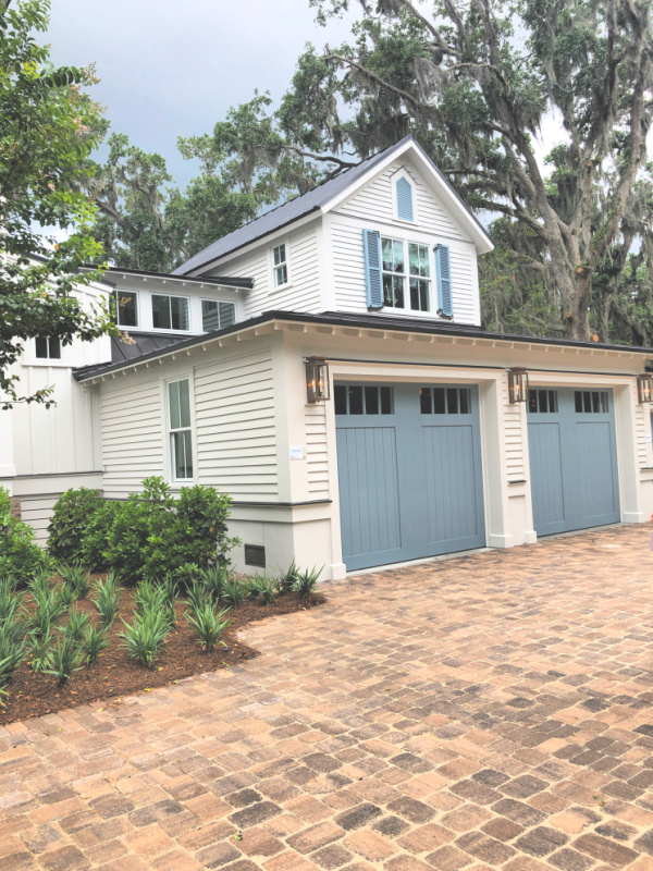 Blue Garage doors on a classic southern home