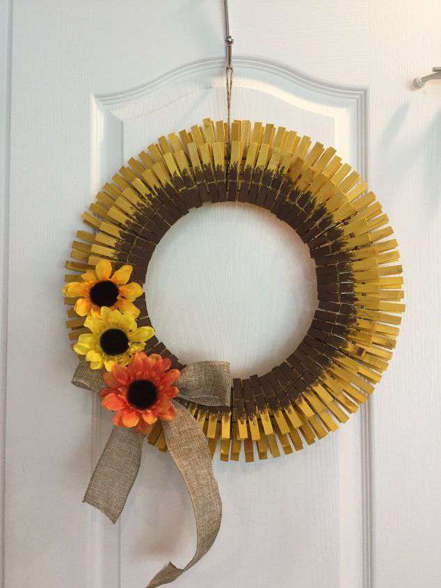 Clothespin wreath like a sunflower