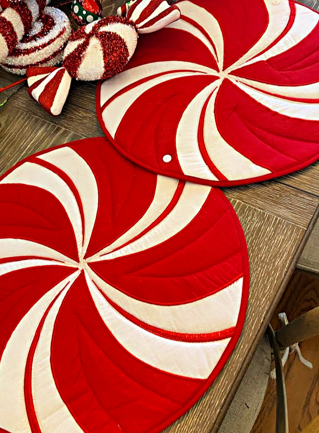 Peppermint placemats that can be buttoned together to make a peppermint table runner