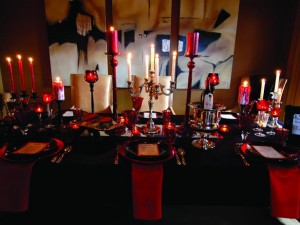 Red and black Halloween table decor