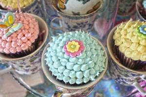 Alice in Wonderland Baby Shower Cupcake