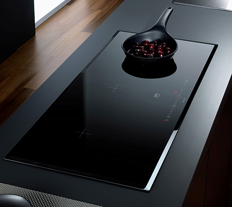 Induction smooth cooktop