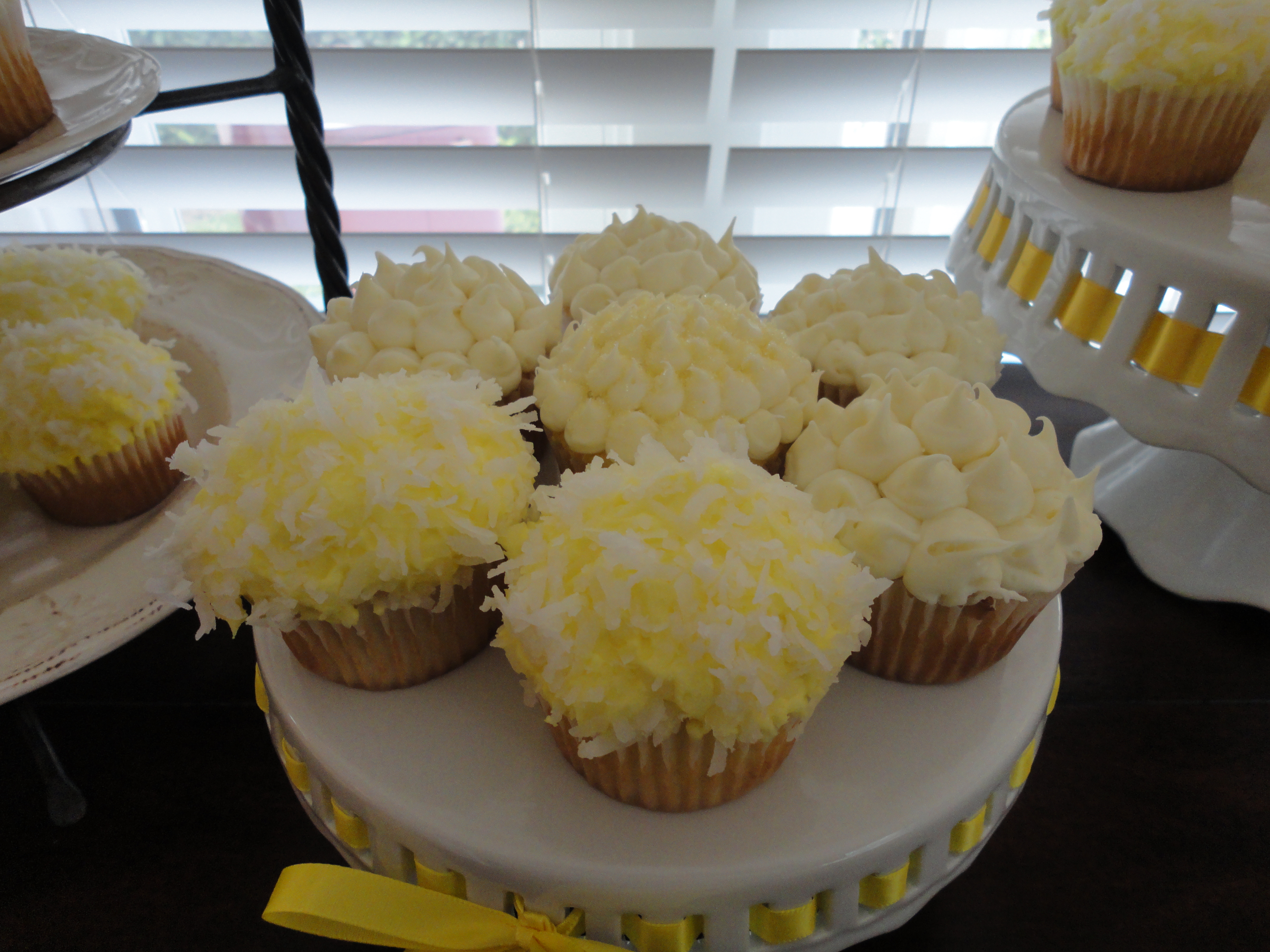 Lemon buttercream frosting on cupcakes