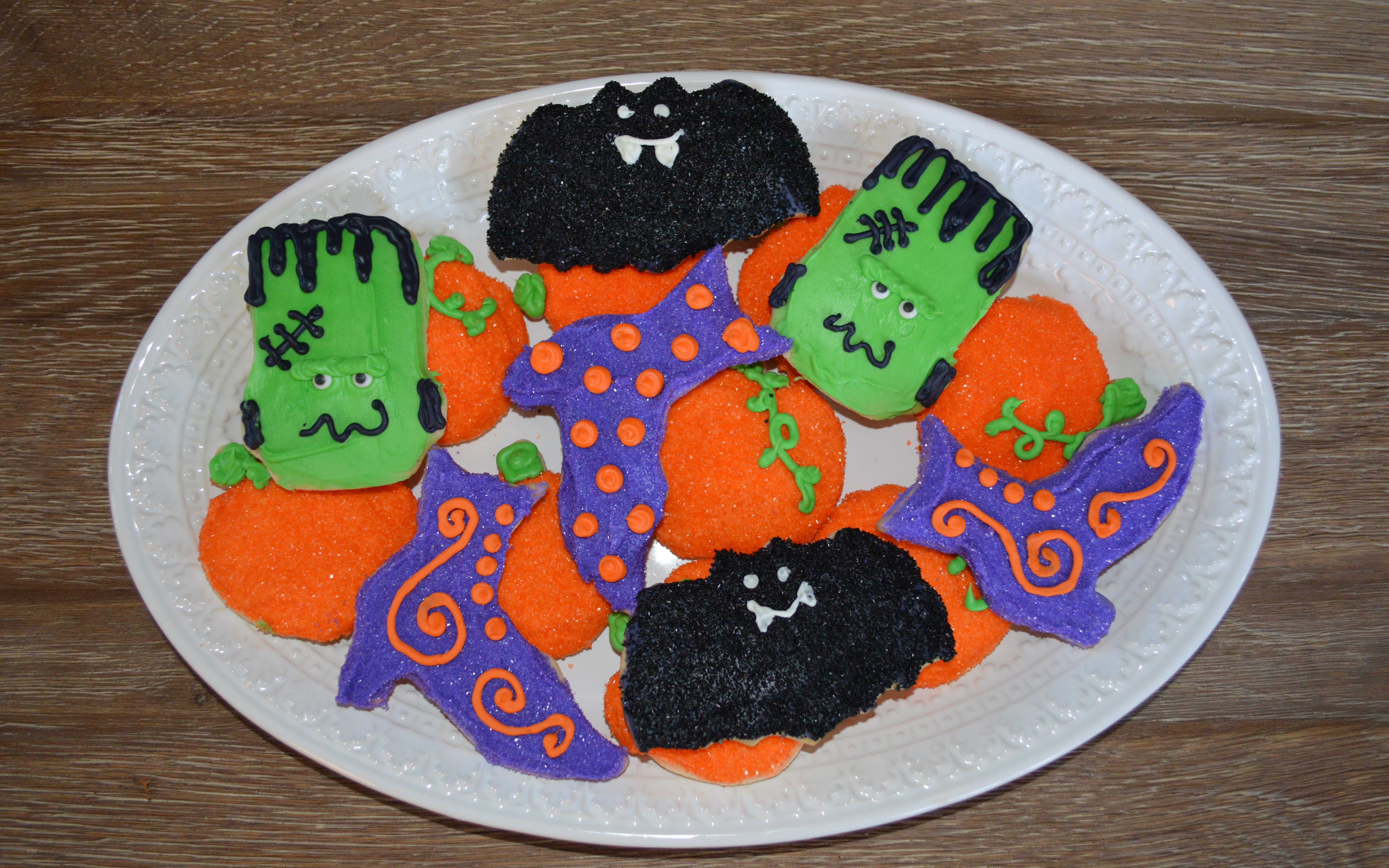 Chloe in the Kitchen ~ My Own Halloween Cookies