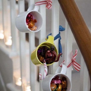 Simple staircase decor for Christmas