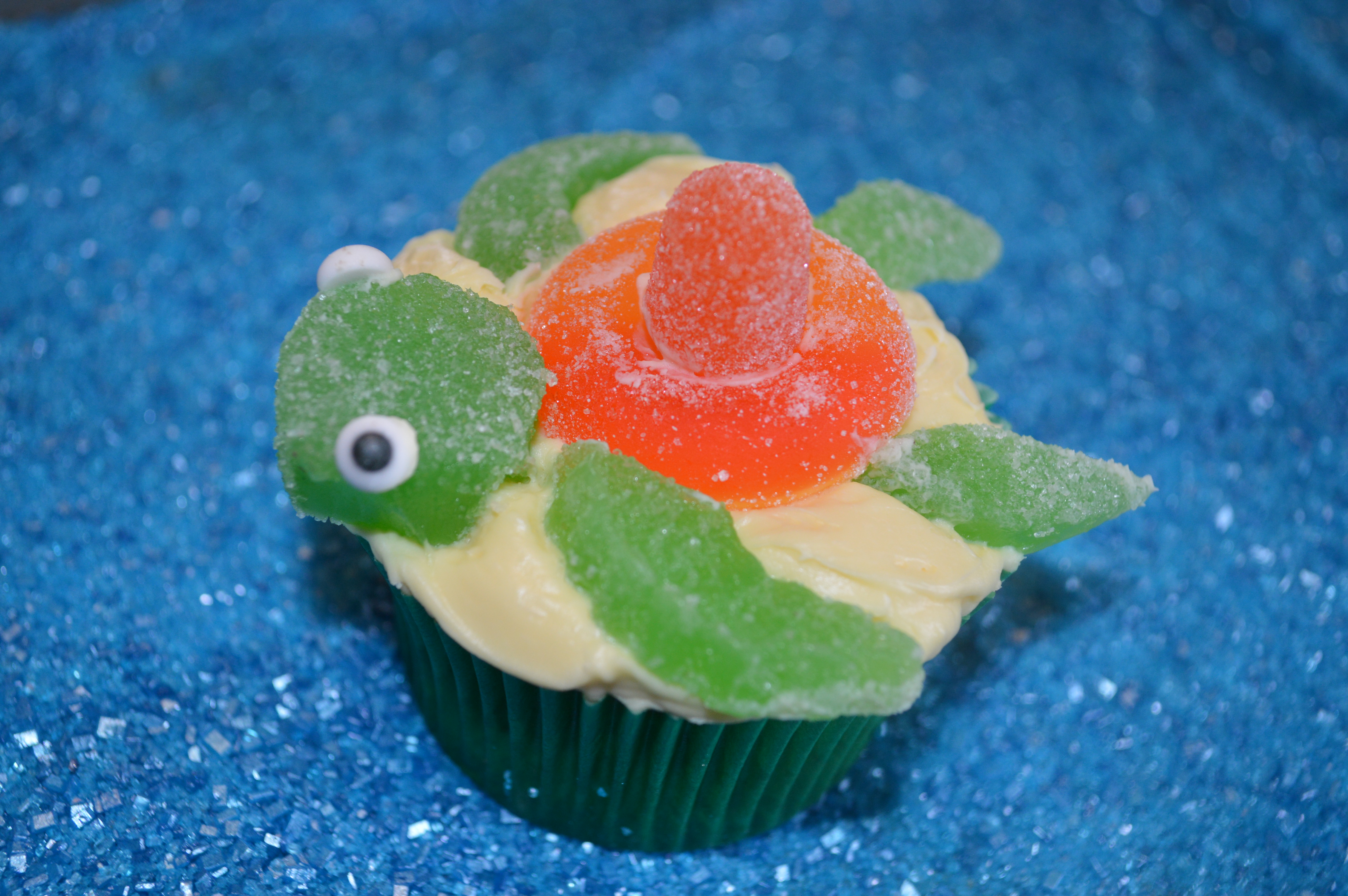 Five Days of Cute and Easy Cupcakes ~ Day One ~ Turtles - Celebrate &  Decorate