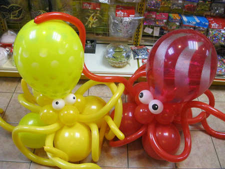 Octopus and Squid balloon creatures