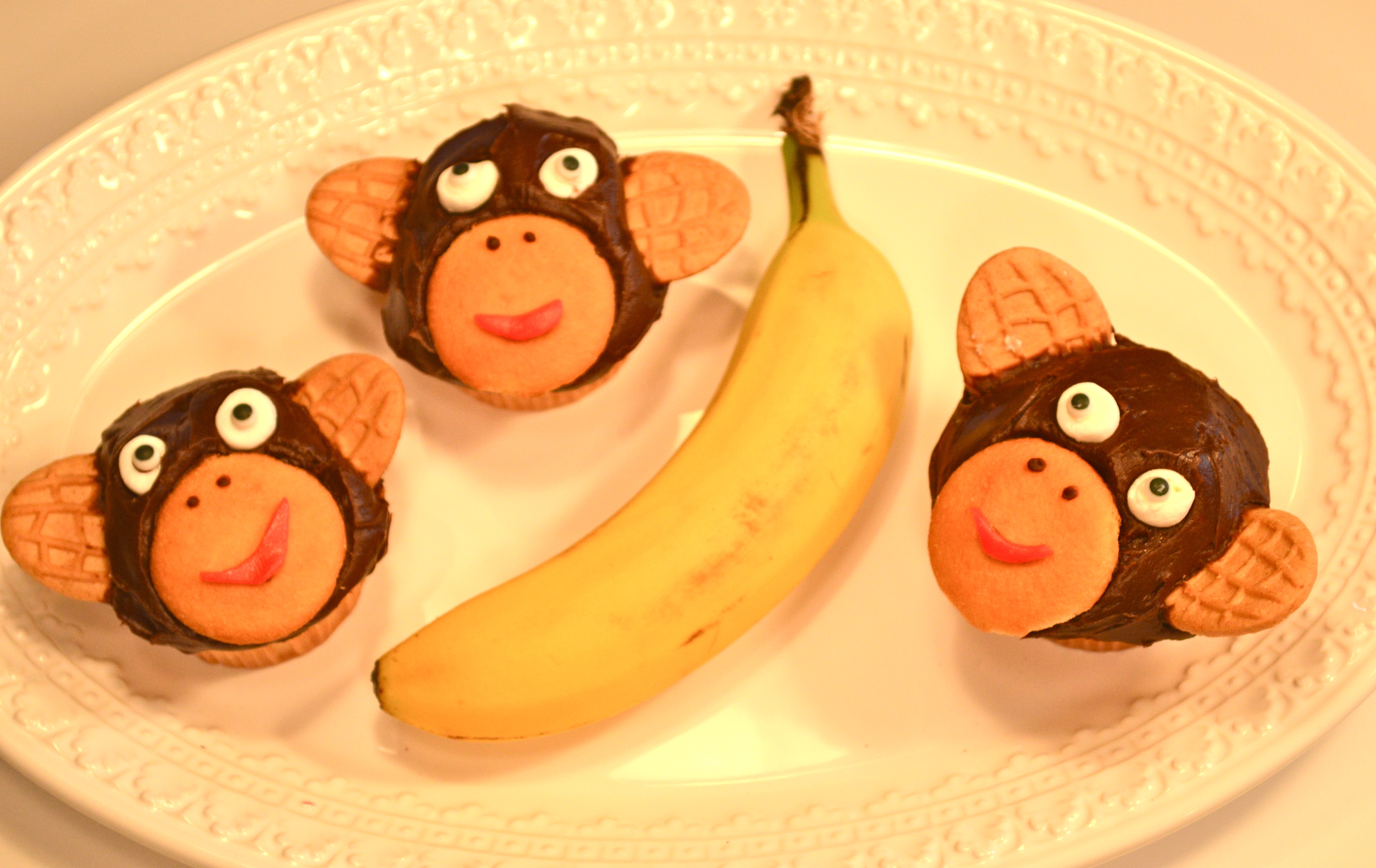 A bunch of monkey cupcakes