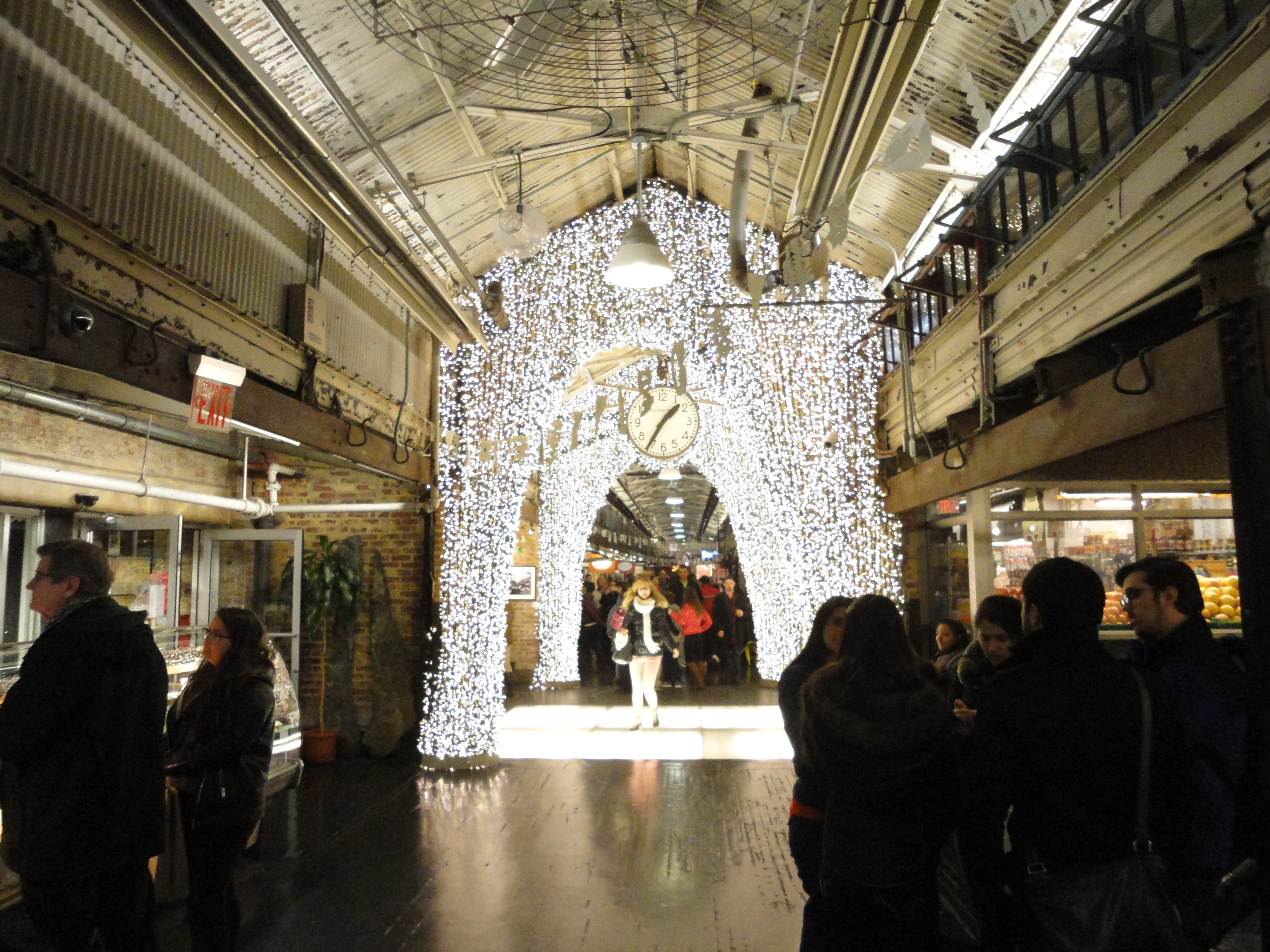 A Post-Christmas Visit to Chelsea Market in NYC!