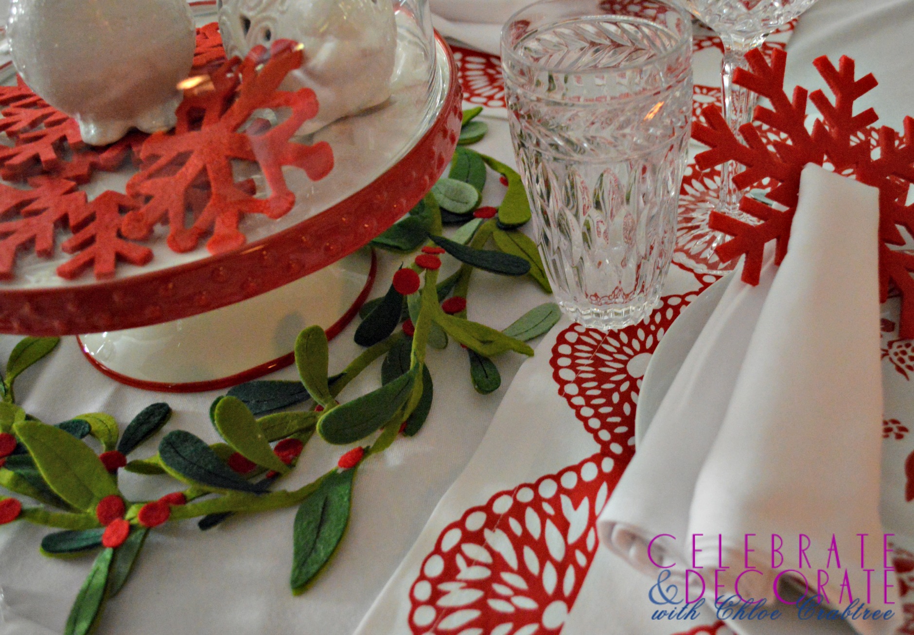 Red and White Tablescape 8