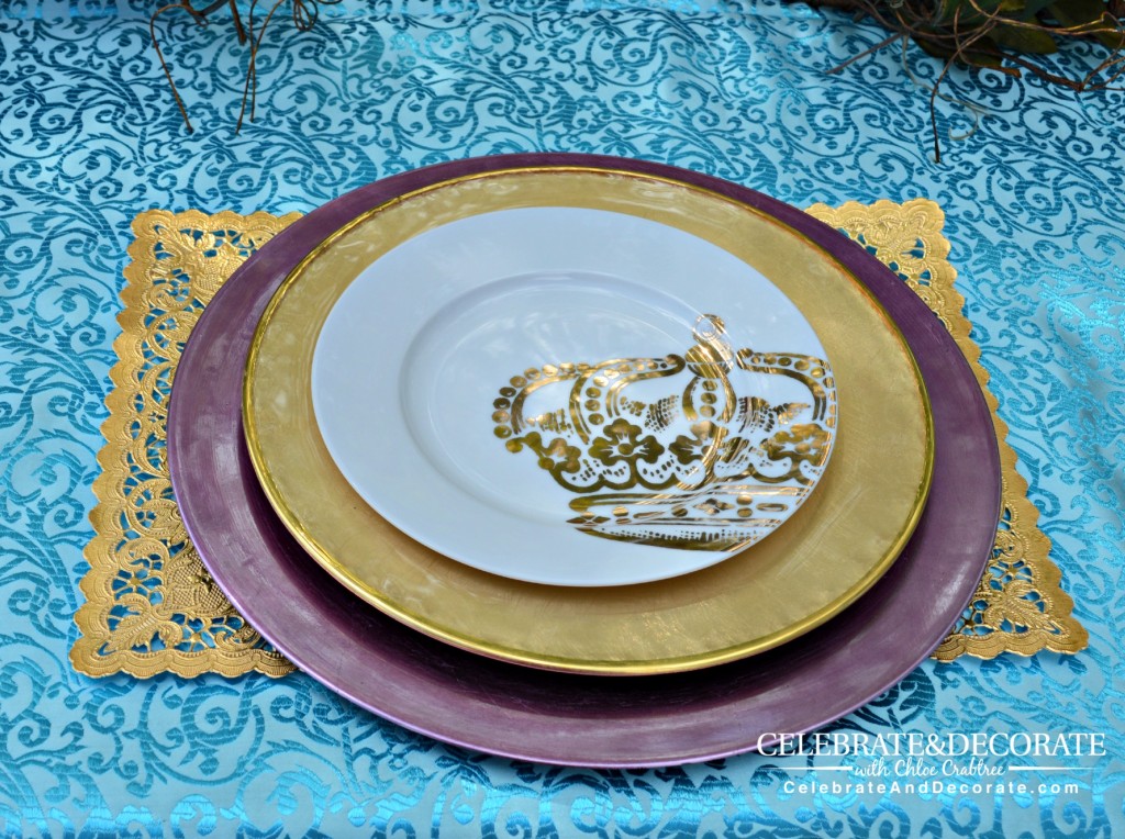 Plates-with-crowns