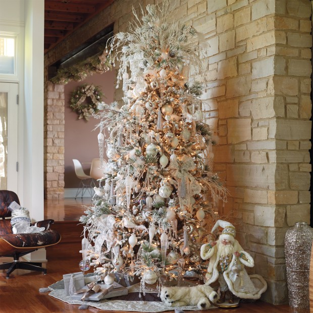 Stunning white and crystal Christmas Tree