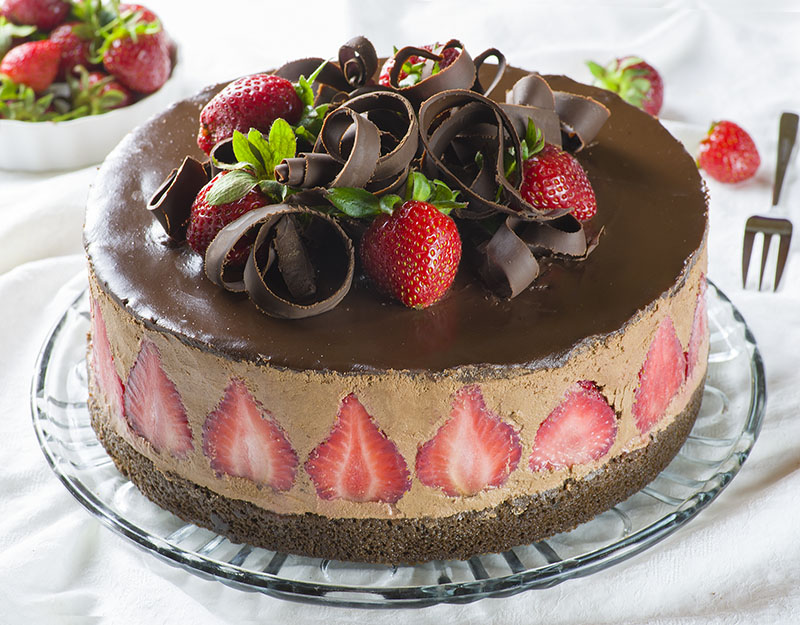 Strawberry-Chocolate-Cake-1