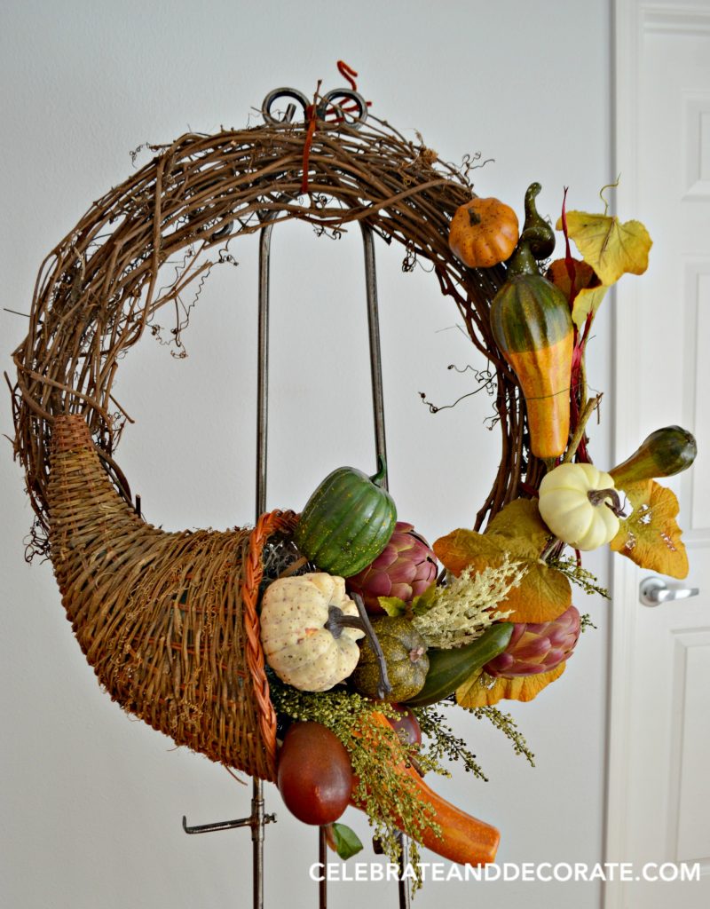 making-a-wreath-for-fall-with-a-cornucopia