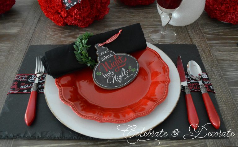 A Holiday Tablescape for Christmas