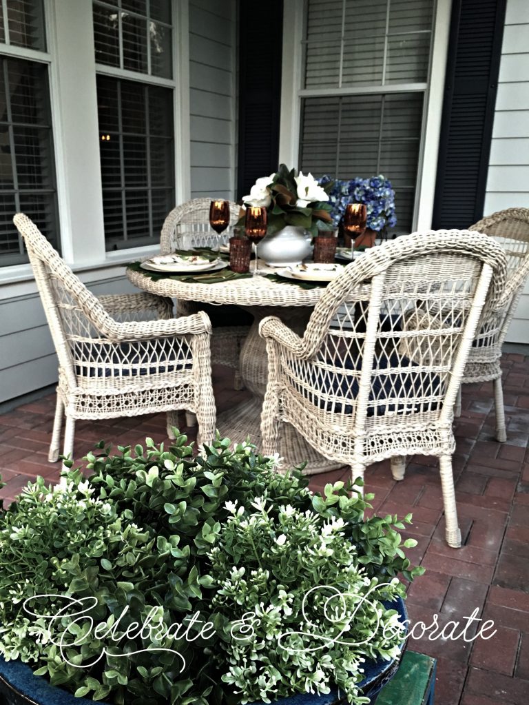 Dining Alfresco on the Front Porch