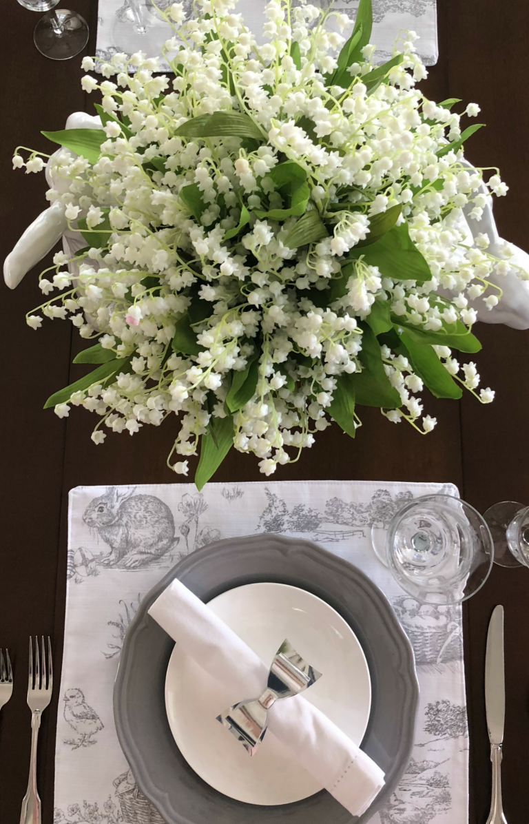 Sweet and Simple Spring Tablescape