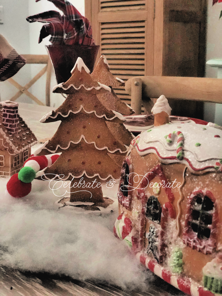 A Gingerbread Christmas Tablescape