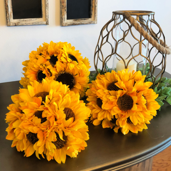 How to Make Sunflower Decorations