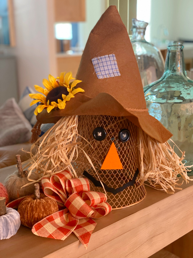Make a scarecrow from a Dollar Tree wastebasket!