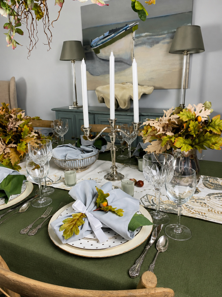 An Elegant Woodland Fall Table with Oak Leaves and Acorns