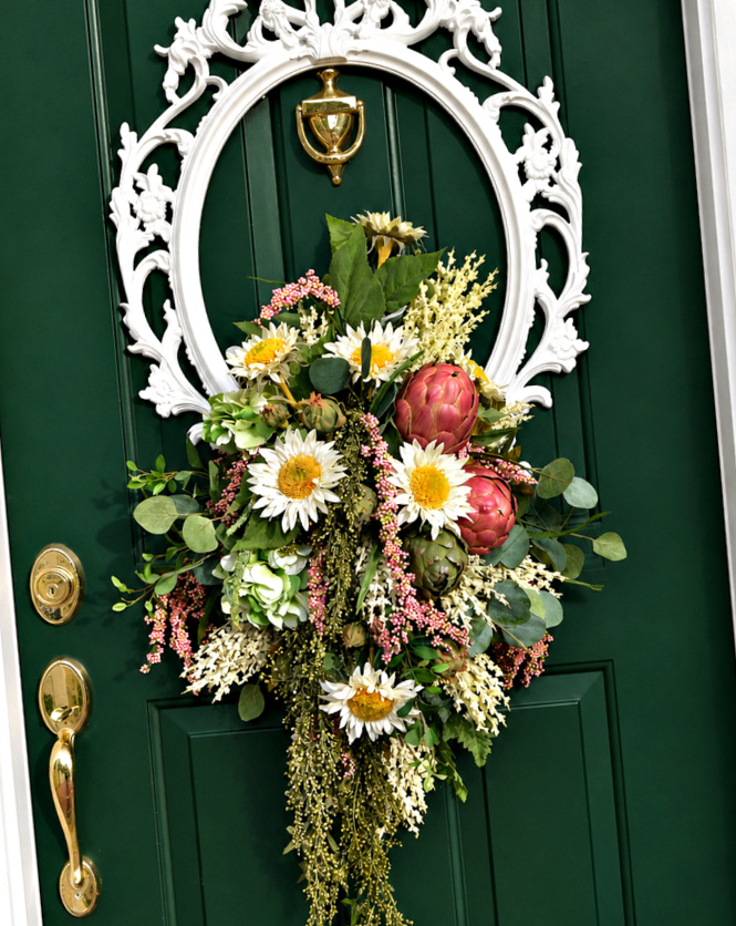 DIY Picture Frame Wreath